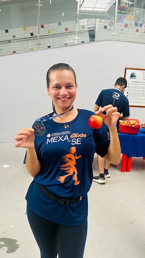 Ontem, no domingo, vivi mais uma corrida cheia de gratidão: pelo corpo que me leva, pela saúde que me sustenta e pelas metas alcançadas. 🏃‍♀️✨🍎💪🏻 “Tudo tem o seu tempo determinado, e há tempo para todo o propósito debaixo do céu.” Eclesiastes 3:1 🙏🏻✨ #Gratidão #CorridaDeDomingo #SaúdeEmDia #TudoTemSeuTempo #MetasAlcançadas #VidaAtiva #CorpoESaúde #BemEstar #EnergiaPositiva #VivaComGratidão | Rayanne Alencar