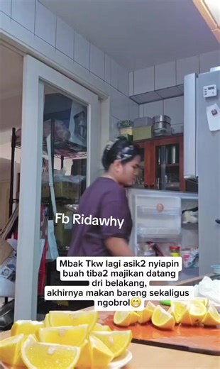 Ketika Buah Siap Disajikan, Majikan Datang!