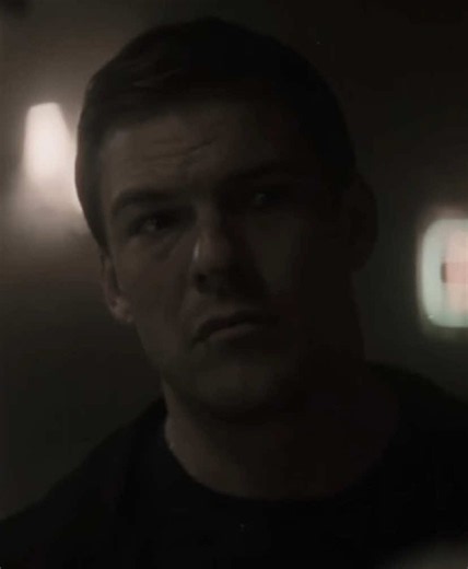 Reacher is soo tuff #reacher #alanritchson #viral #fyp #jackreacher | reacher