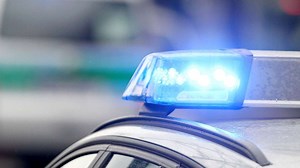 Unbekannte fährt Kind mit Auto an und flüchtet einfach - Polizei schreibt Großfahndung aus