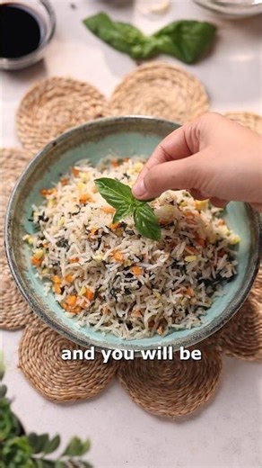 Basil Fried Rice, the most flavourful rice to pair with any asian dish #basilfriedrice #asianrecipes