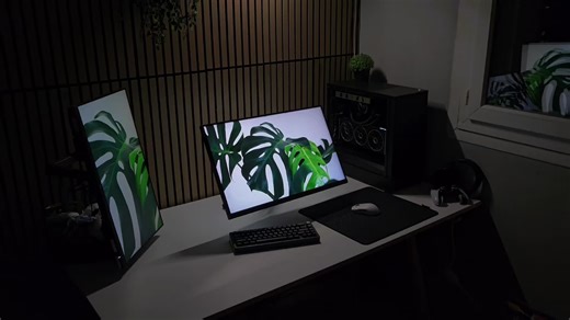 Choosing the Right Desk Color for Minimalist Setups