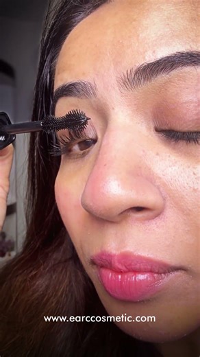 Clumpy lashes? Fake lash struggle?