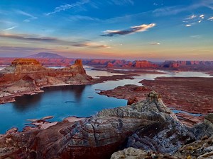 Lake Powell Scenic Tours