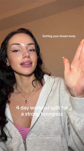 Breaking down the 4-day split option on my program (full week of workouts 🆓 in my prof) #girlswholift #workoutplan #hourglassworkout #workoutsplit #workoutsforwomen