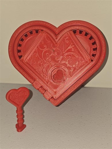 Geared Heart Gift Box With Key, 3D Printed Valentine’s Day Gift, Locking Heart Keepsake Box, Small Jewelry Box, Romantic Gift for Her - Etsy
