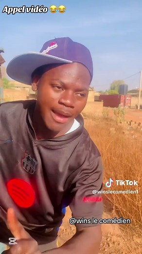 Comment faire un appel vidéo sur WhatsApp ?