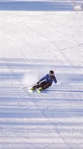 Skier: @drin_1123 SKICOSMOS 🇨🇦 the athletic performance lab #skicosmosmethod #skicosmos #carveyearround #skialpine #ski ##alpineskiing #skiingisfun | Skicosmos