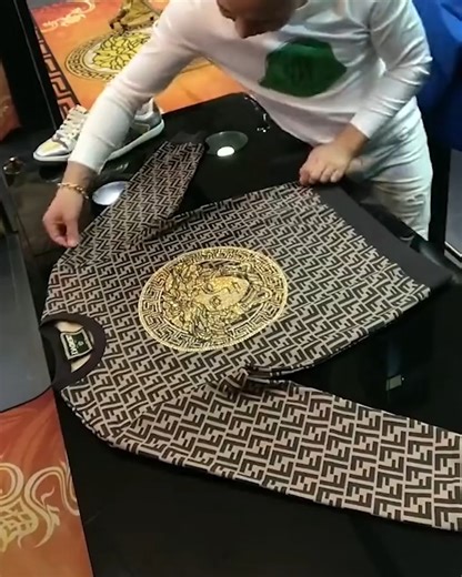 45K views · 319 reactions | New ways to fold clothes & save space! | DIY Panda | Facebook