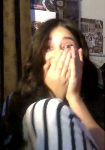 Emerald Chat: Heartfelt Reactions and Fun Moments