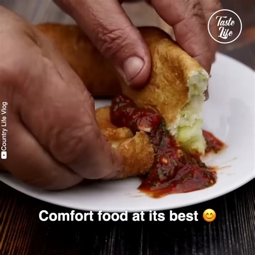 Homemade comfort food — just like at grandma's house 😊 Watch original video by Country Life Vlog - youtube.com/watch?v=H_f0_oXLIAU Recipe: https://tinyurl.com/5n7mxcna | Taste Life