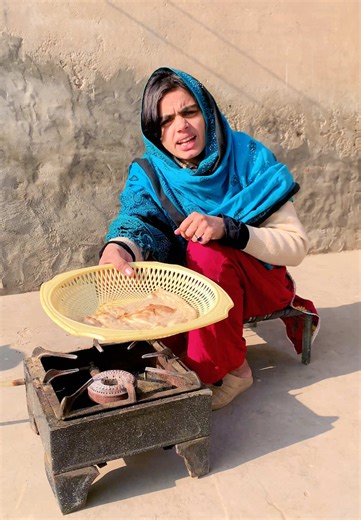 Aja Roti Kha La: Punjabi Video Part 1