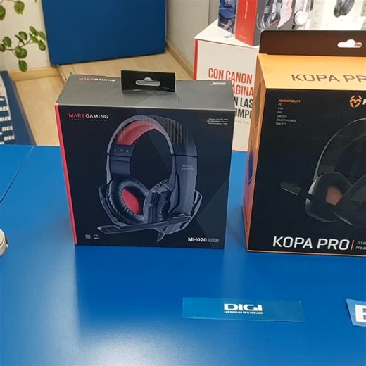 BEEP Daimiel on Instagram: "🎮🔥 ¡Sube de nivel tu experiencia gamer con @beep_daimiel! 🔥🎮 En BEEP Informática y Telefonía Daimiel tenemos los auriculares gamer que necesitas para escuchar cada paso, cada disparo y cada victoria con la máxima calidad 🎧💥 🔊 Sonido envolvente para una inmersión total 🎙️ Micrófonos de alta calidad para comunicarte sin interrupciones 💡 Diseños cómodos y con estilo gamer (¡algunos con luces RGB!) 🎯 Perfectos para PC, consola y móvil No importa si juegas por di