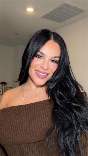 Angelica | Sacramento Bridal Glam on Instagram: "First makeup tutorial using the iPhone 17 pro max 🤏🏼 Products: Face: @dalba_global serum spray @rhode glazing milk @bobbibrown @armanibeauty foundation @hourglasscosmetics concealer @charlottetilbury flawless powder @givenchy loose powder @rarebeauty contour stick @patricktabeauty blush Out of Office* Eyes: @patricktabeauty eyeshadow @makeupbymario eyeshadow @makeupforever liner @maccosmetics mascara Gigi black"