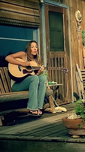 @Colbie Caillat’s breakthrough track 𝑩𝒖𝒃𝒃𝒍𝒚 will always make us smile 🫧 Written about “the feelings you get when you have a crush on somebody, and when they give you butterflies in your stomach and they just make you smile,” (according to Caillat after a performance on @The View,) the song opens with Caillat asking “Will you count me in?” “When I wrote the song, I'm not, like, a great guitar player, so I was playing the inflection of the guitar a little differently,