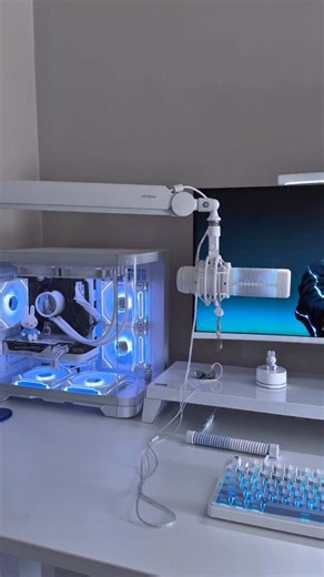 cyq ☆ on Instagram: "⩇⩇:⩇⩇ ┊ ┊ ┊ ☆ 📧 cyqina@gmail.com tiktok ⟢ cyqina ┊ ┊ ☆ tags: #pc #setup #pcsetup #desksetup #pcgaming #gamingsetup #gaming #gamer #tech #cyber #explorepage #fyp"