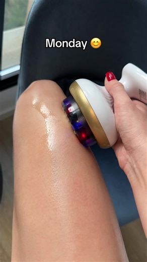 My favorite daily routine ✨❤️ #me #massage #routine #monday #legs | routine