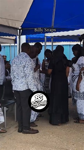 The family of the late Captain Frank Donkor, who recently lost his life in the tragic Tema microlight aircraft crash, has formally dissolved his marriage to his young widow, bringing the union to an end.[🎥: billysnapx1]