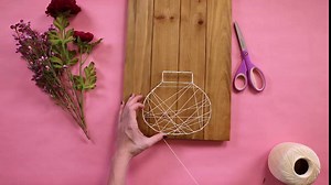 1M views · 7.5K shares | We wouldn't string you along! This DIY is so...
