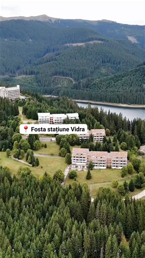 📍 Cândva...stațiunea Vidra #StațiuneaVidra #LaculVidra #MunțiiLotrului #RomâniaDeMunți #PeisajeDeToamnă | Romeo Dinica