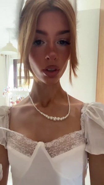 Halloween costume 1/7 🦢🤍🌙 #halloween #costume #swancostume #swan #foryou