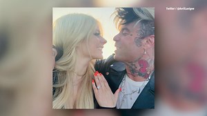 Avril Lavigne announces she's engaged!