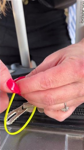 🚂 On trains I use a zip tie to keep luggage secure while traveling! #trains # #safety #travel