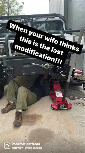 We have all had these conversations … 😬. #modmafiaoffroad #modmafia #hummer #hummerh1 #humvee #hummerporn #nocompromise #moab #moabutah #offroad