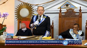 Pílula 49 - Celebração dos 200 Anos do GOB e 86 Anos da Loja Estrella Rioverdense N.1139 👉 Na Pílula 49 sobre a Gestão Múcio Bonifácio Guimarães nós estamos trazendo ao seu conhecimento a Celebração dos 200 Anos do GOB e 86 Anos da Loja Estrella Rioverdense N.1139, Oriente de Rio Verde - GO. Esse é o Nosso Legado Junto de Você! Secretaria Geral de Comunicação e Informática do GOB | Grande Oriente do Brasil