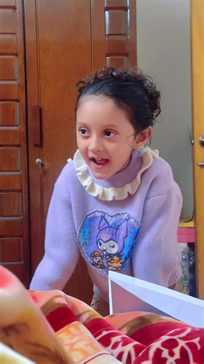 আমার মত সুন্দর হতে হবে তাহলেই বাবা পাকিস্তানি থ্রি পিছ কিনে দিবে,বানিতে বারিশা,তার মাকে বললো কিন্তু কেনো??? #reels #funny #baby #father