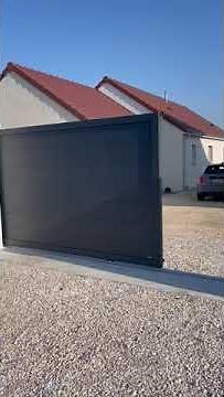 Portail Coulissant Plein Motorisé