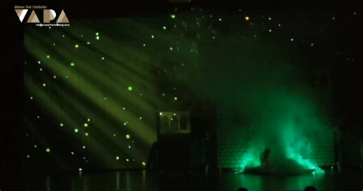 Mater Dei Catholic High School using tech to prepare students, theatre program offers perspective