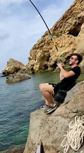 Fishing 🎣 #malta🇲🇹 #maltatiktok #neiperte #foryou #fyp