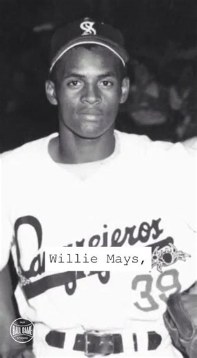 When Clemente and Mays Shared the Same Outfield | 1954