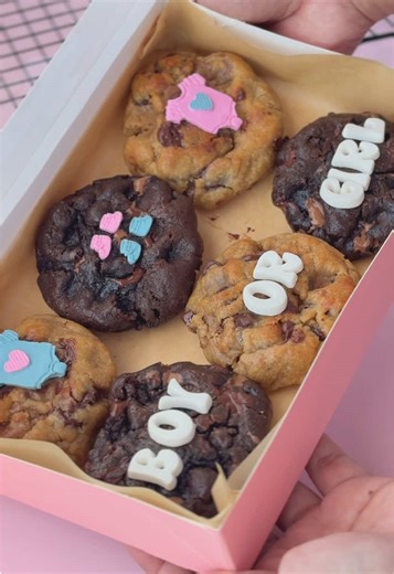 Creative Gender Reveal Cookies with Colorful Filling