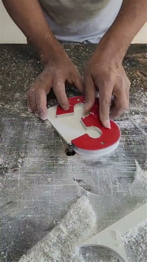 nunca uses guantes con el router de mesa te lo digo como consejo #suscribete #aprender #3d