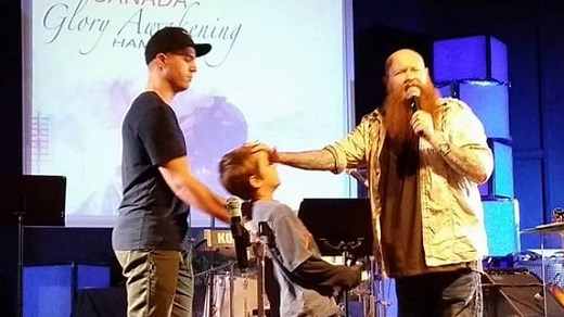Evangelist who claims to heal the sick and raise the dead preaching in Hamilton
