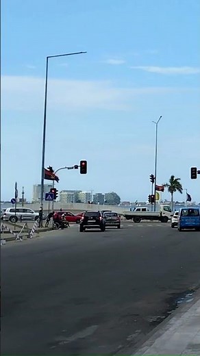 HISTÓRIA, MAR E MODERNIDADE, BAÍA DE LUANDA TOURANGOLA