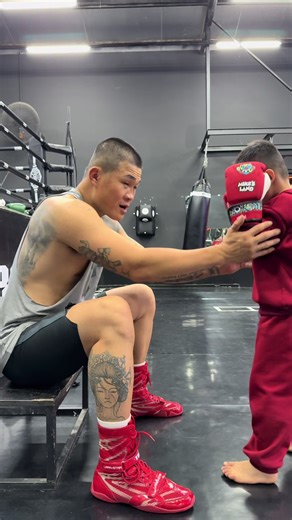 Trả lời @Tiến Dũng ÔN LẠI TÍ XEM MINH KHÔI CÒN NHỚ BOXING KHÔNG?#truongdinhhoang #minhkhoitdhboxing #tdhboxingclub #boxing #tdhboxing @TRƯƠNG ĐÌNH HOÀNG @TDH Boxing Club