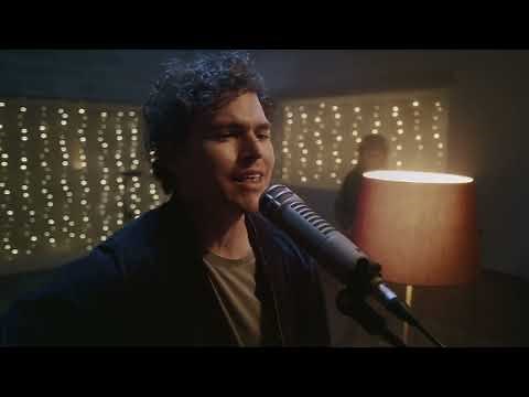 Vance Joy - Don't Fade [Live Performance]
