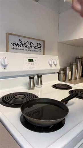 Delicious Homemade Funnel Cakes with a Twist