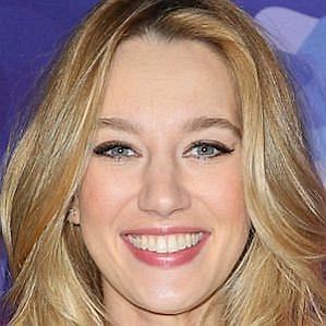 Yael Grobglas Boyfriend 2026: Dating History & Exes - CelebsCouples