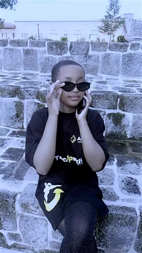 @Ei_PRESS @Ei Online Market @Aisha the model