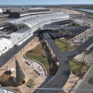 T1 International Arrivals Forecourt