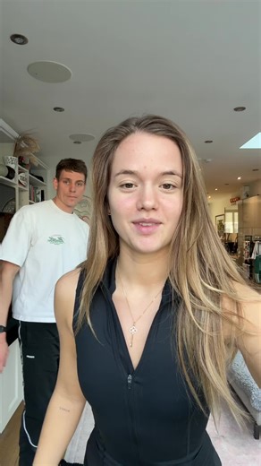 Blindfold Kissing Challenge with Tristan Phipps