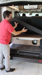 ✅Longitud: 4,99 m ✅Ancho: 1,95 m ✅Plazas en ruta y noche: 4 ✅Frigorífico de compresor 49L ✅Autocaravana que se puede utilizar a diario como coche ✅4 plazas para dormir con el asiento trasero y el techo abatible ✅Gran cantidad de espacios de almacenamiento ➡ EQUIPAMIENTO: -Motor Renault 2.0l 120 cv -ABS, ESP -Asistente de arranque en pendiente y Grip Xtend - Pintura carrocería blanca opaca - Luces delanteras LED (diseño C-Shape) - Cristales lateral y trasero tintados - Gran techo emergente con 2 