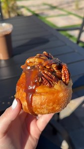 29K views · 477 reactions | FALL VIBES IN ARIZONA! @themaplehouseaz in Downtown Chandler is super cute inside and out! They have a full bar, coffee, pastries and a food menu! Love their front and back patios with fire pits too! Let us know if you check it out! The Maple House 198 W Boston St Chandler, AZ 85225 #maplehouse #arizona #chandler #downtownchandler #coffeehouse #newrestaurant #cocktailbar #brandnew #reels | Hungry Hotline | Facebook