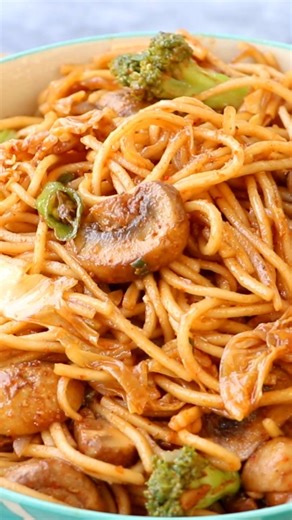 3K views · 53 reactions | Veg Kimchi Fries Noodles.. I like to Eat! Eat!! Eat!!! #theterracekitchen | The Terrace Kitchen | Facebook