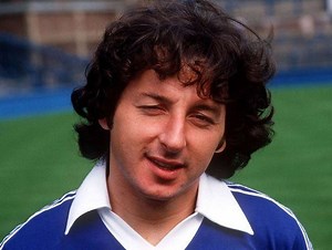 Mickey Thomas (footballer) - Alchetron, the free social encyclopedia