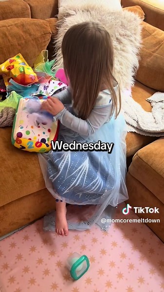 Elsa Dress Challenge: A Week of Frozen Fashion